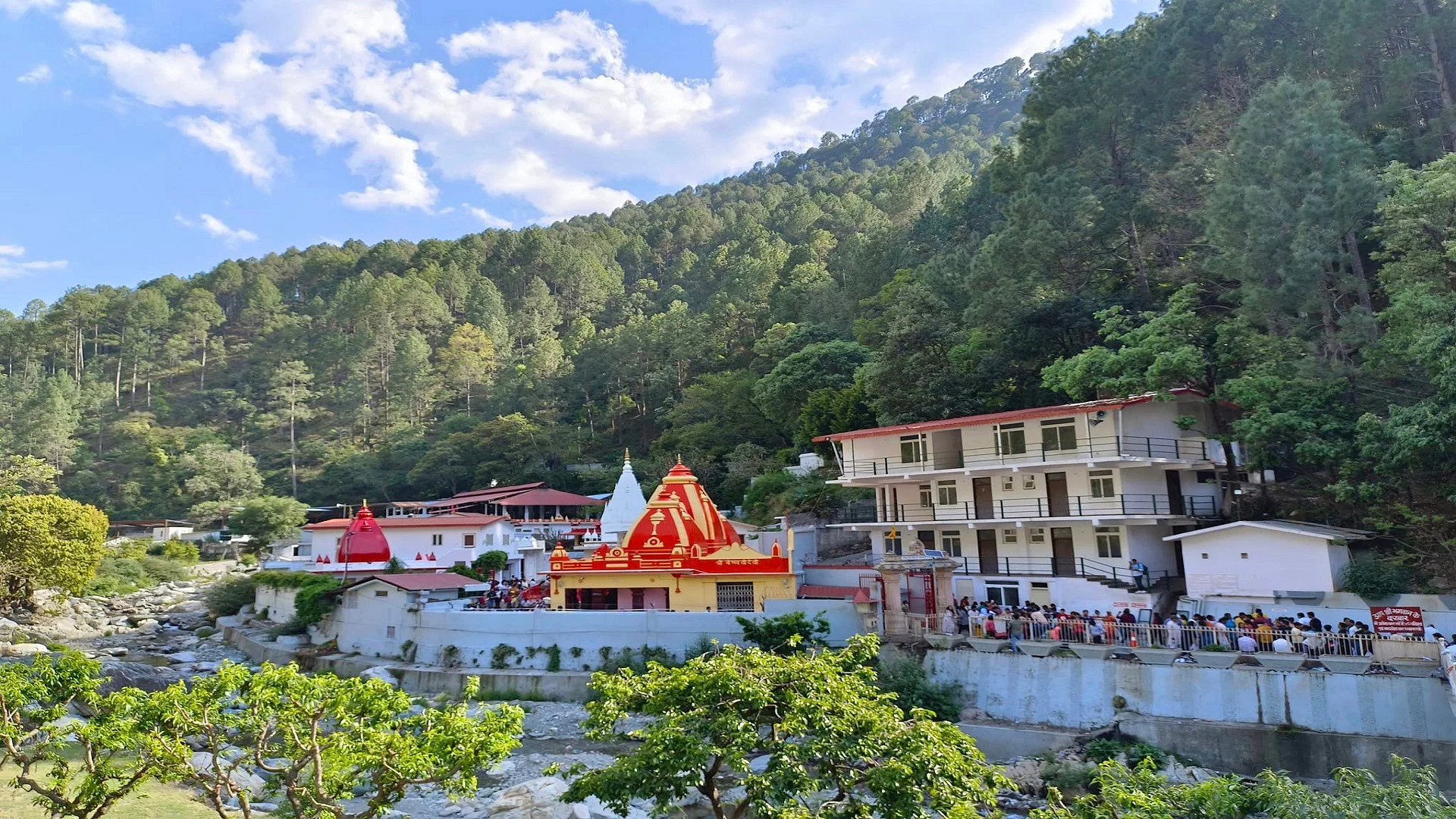 Nainital – Kanchi Dham Tour Package from Delhi